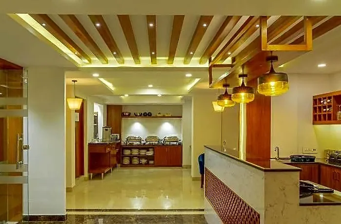 Hotel Tradition And 3*